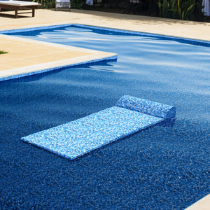 
                  
                    Load image into Gallery viewer, Beautiful Oceania pool float in pool with a matching luxury liner.
                  
                