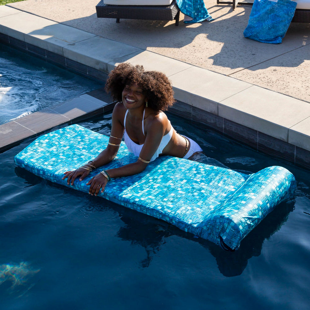 Pacifica Pool Float Cover – Loop Loc Backyard Accents