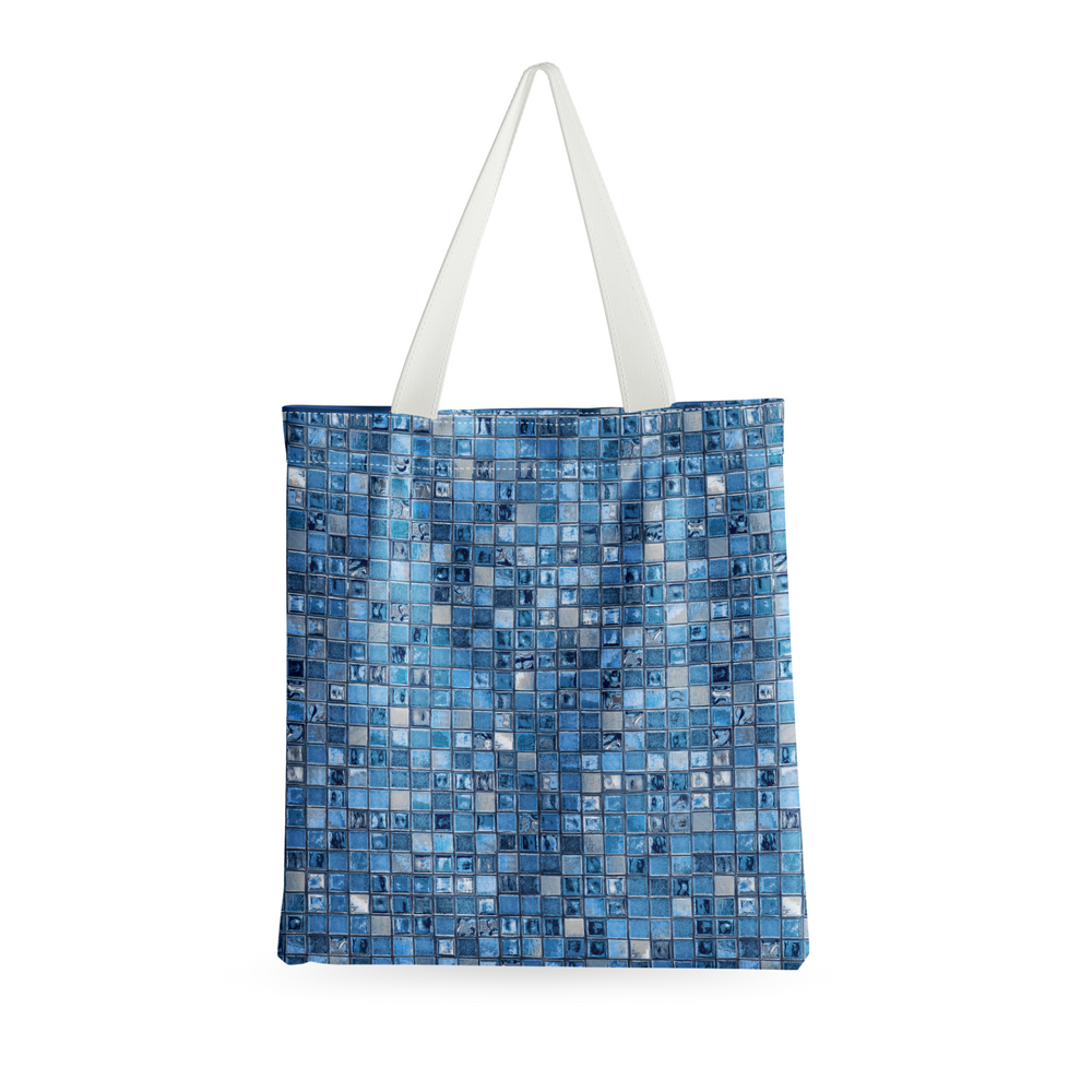 Roomy beach tote in Oceania.