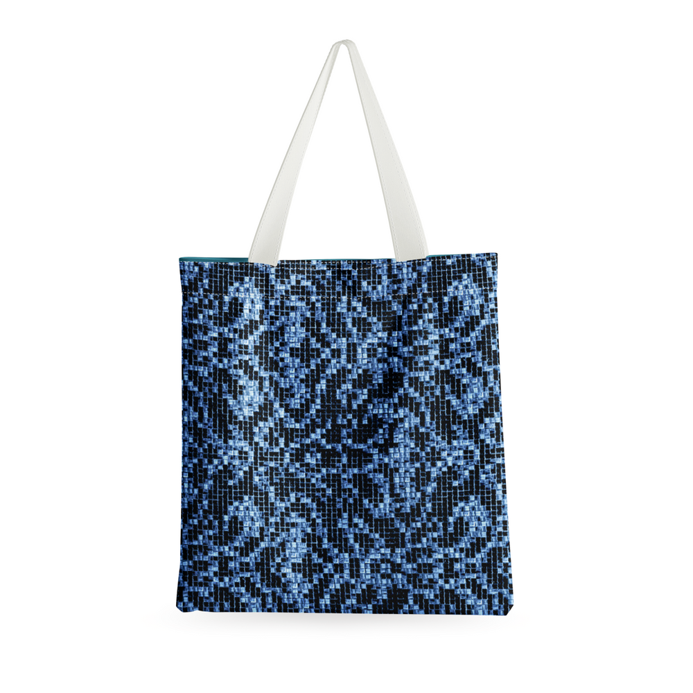 Roomy beach tote in Bella Vista.